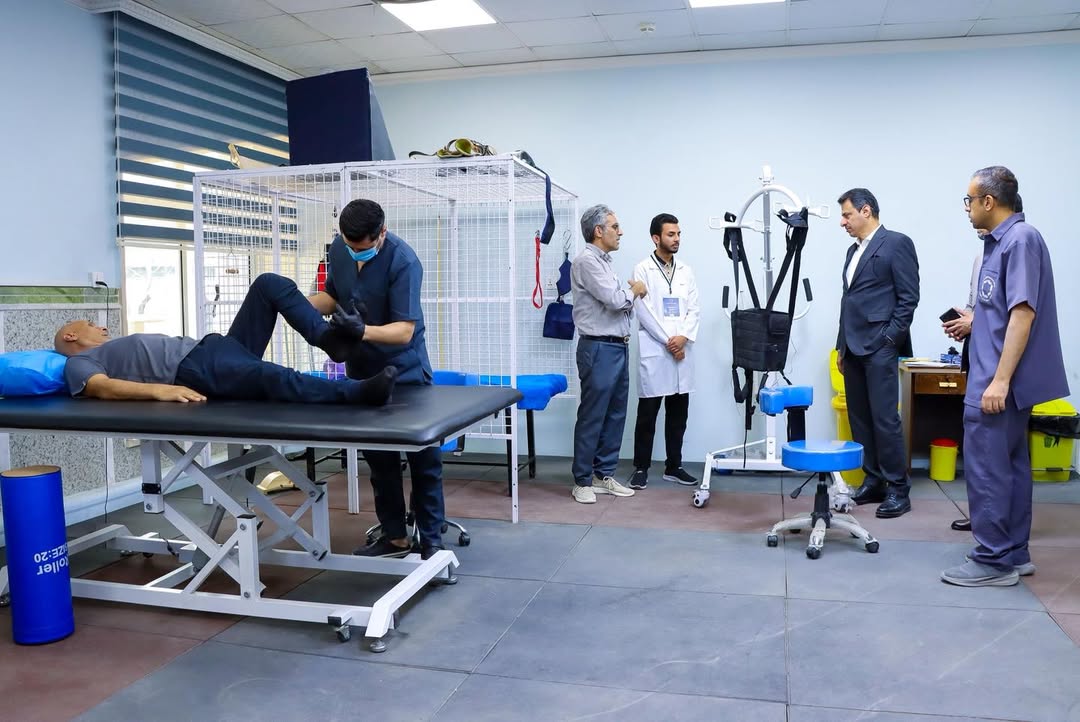 Dr. Haider Al-Abadi Visits Al-Hadi Center and Meets Occupational Therapy Students During Free Physiotherapy Initiative